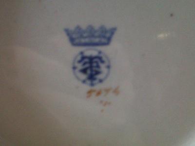 Pottery Mark Query - Blue 5 point crown with T symbol inside circle